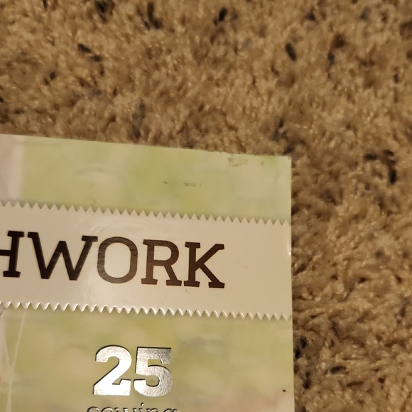 Patchwork Book - Green and Orange - Picture 4 of 7